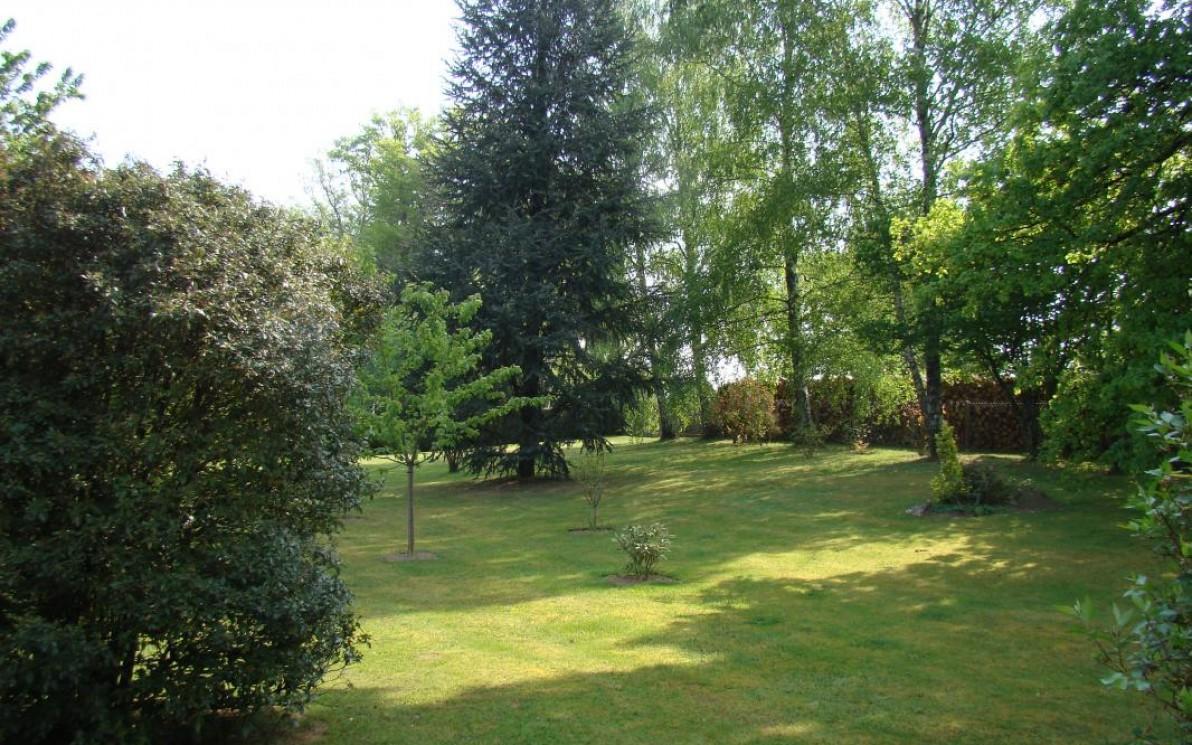 Chambre D'Hotes Les Chenes Chaptelat Exteriör bild